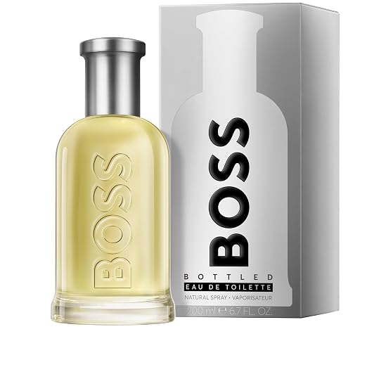 Frasco de Boss Bottled de Hugo Boss, EDT frutal amaderado masculino clásico